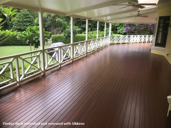 Hamptons style timber deck with Sikkens