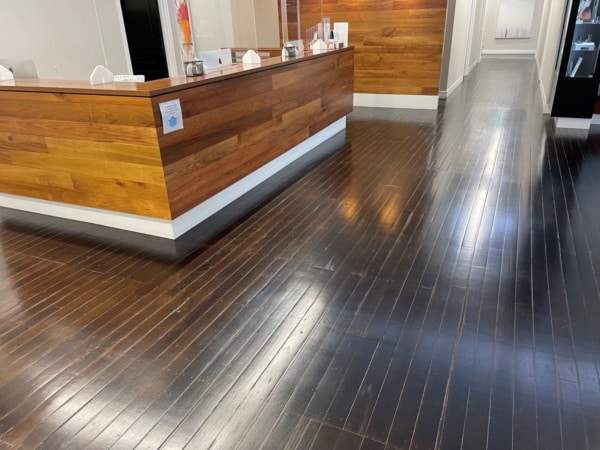 Big re-coat at commercial space in the Valley